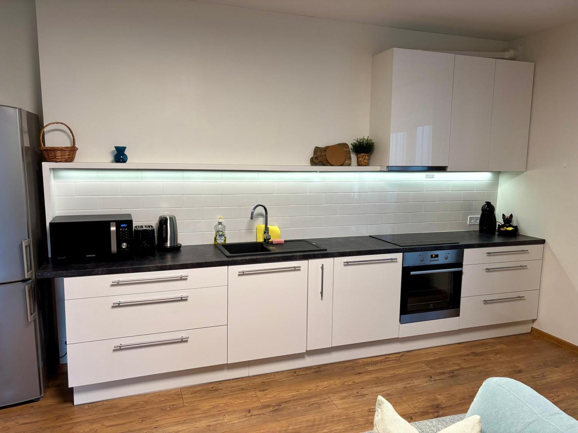 Stay, 3-bedroom & Free Parking! Lägenhet